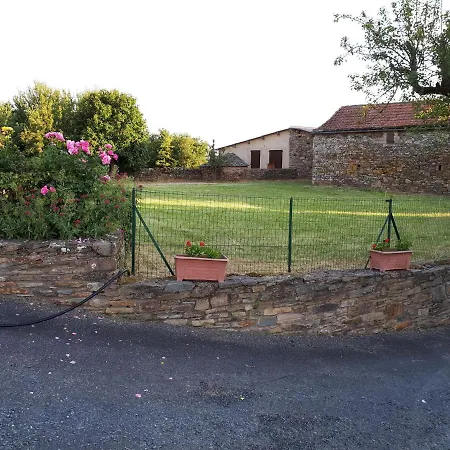 Montclar, 4 Pièces, 5 Personnes - Fr-1-601-476 Montclar (Aveyron)